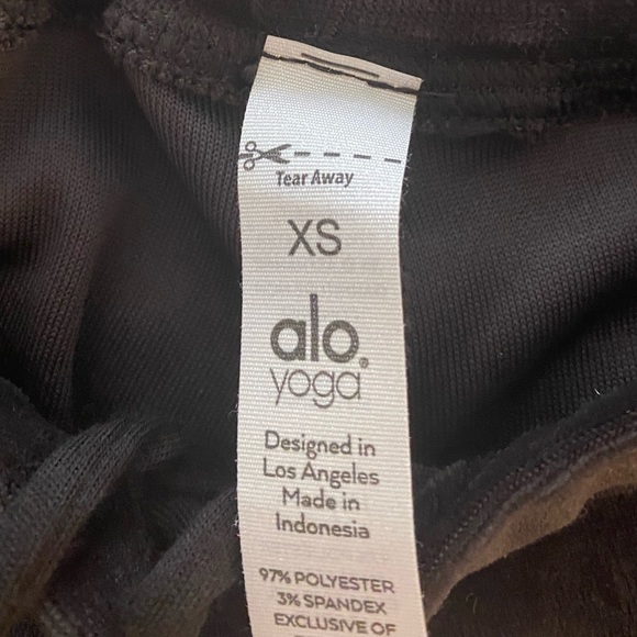 Alo pants - Picture 4 of 4